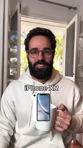 Comenta: Qual é o seu iPhone, que eu respondo a nota📱 Dando NOTA para os iPhones mais comentados! Qual será o melhor custo-benefício? 🤔 🔹 iPhone XR – 8/10 Foi ótimo na época, mas hoje já está ficando datado. 🔹 iPhone 15 – 6/10 Perdeu feio para os modelos Pro, sem câmera macro. 🔹 iPhone 16 – 10/10 Primeiro iPhone “normal” que chega muito perto de um Pro. 🔹 iPhone 13 Pro – 9/10 Mudou muito em relação ao 11/12, ainda é muito bom hoje. 🔹 iPhone 14 Plus – 4/10 Linha que trouxe poucas novidades, preço não compensa. 🔹 iPhone 16 Pro – 9/10 Controle de câmera, estilos fotográficos e topo de linha. 🔹 iPhone 15 Pro Max – 10/10 Melhor custo-benefício até hoje, USB-C e câmera incrível. 📱 Rating the most talked-about iPhones! Which one is the best value for money? 🤔 🔹 iPhone XR – 8/10 Great back then, but starting to feel outdated. 🔹 iPhone 15 – 6/10 Lost big to the Pro models, no macro camera. 🔹 iPhone 16 – 10/10 First “regular” iPhone that’s almost on par with a Pro. 🔹 iPhone 13 Pro – 9/10 Huge upgrade from the 11/12, still solid today. 🔹 iPhone 14 Plus – 4/10 Few upgrades, price doesn’t justify. 🔹 iPhone 16 Pro – 9/10 Camera control, photographic styles, top-tier model. 🔹 iPhone 15 Pro Max – 10/10 Best value yet, USB-C, fantastic camera. 📢 Comment: Which iPhone do you have? #NotaDosiPhones #MelhoriPhone #CustoBenefícioiPhone #iPhoneBrasil #reviewiphone 