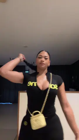 #somebody#fyp#viral  @Big Mama @bodybyraventracy 