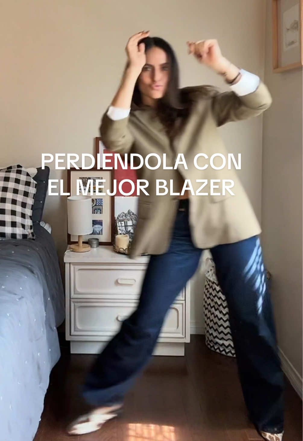 Estamos de acuerdo que es una GRAN PIEZA?! @Noizze Studio tienen el 15% con CRIS15 OIGAN🤩  #styling #unboxing #oversizedblazer #outfitdeldia #arreglateconmigo 