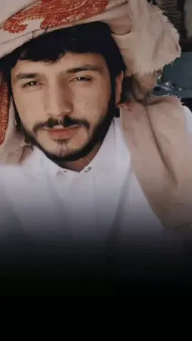 منشن للزبون اللي مدين منك 😂📻❤️‍🔥 #اليمن_عشقي___روووحي__صنعاء____تعز____مارب__عدن_الضالع__حضرموت__إب_حضرم  #اكسبلور_explore  #تصميمي🎬  #شعر@الشاعر:مقداد علوان الدار 