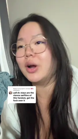 Replying to @hyunjin's version 🎀 it’s really disappointing to see Stays treating other Stays with no empathy & no kindness, that’s not what Stayville’s about & not what my page is about either. If you don’t have anything nice or constructive to say, please see your way out. 