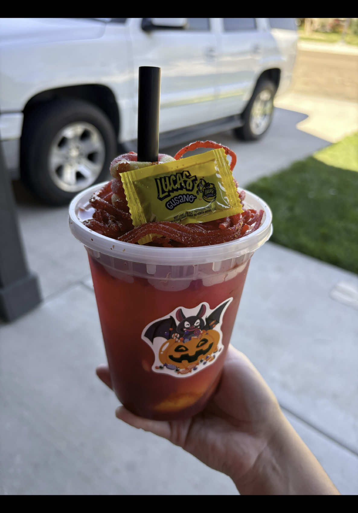 Let’s make a redbull lemonade but Mexican style!🇲🇽🍋  we will call these lemonadas locas!!🤭  . . . Available tomorrow at the 208 Night Market!🙌🏻 #SmallBusiness #newdrink #new #lemonade #redbull #lemonadaloca #mexicanstyle #lucas #lucascandy #fyp #viral 