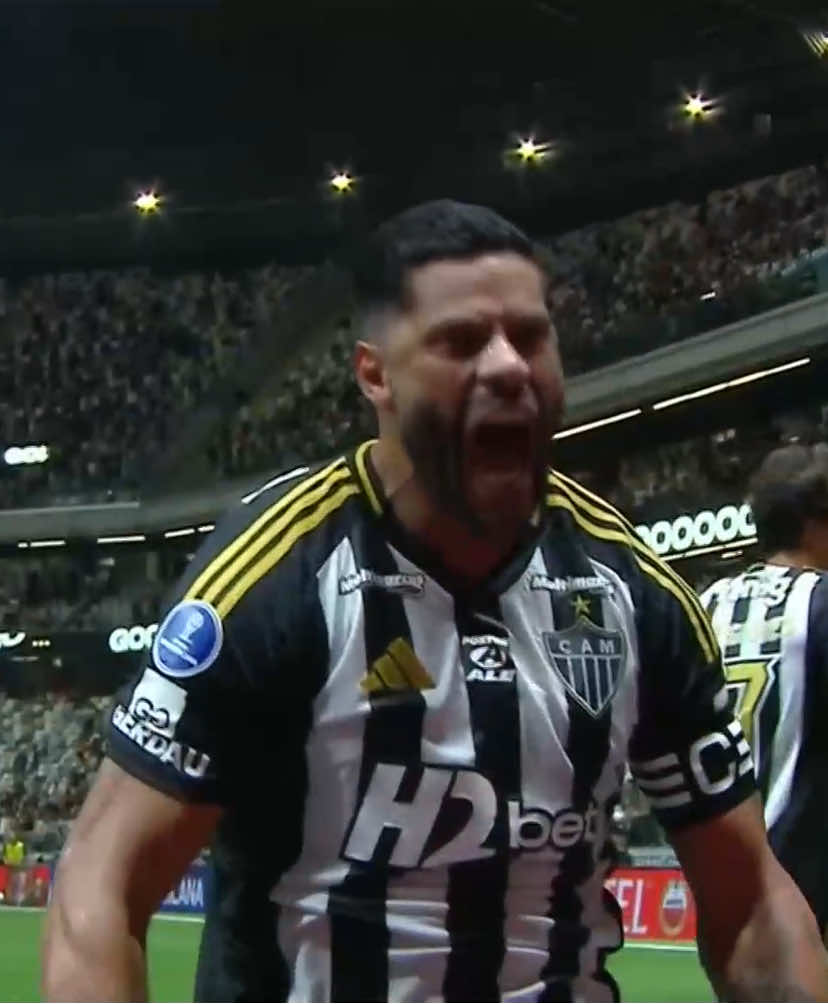 Gol Hulk - Atlético-MG 2x1 Godoy Cruz #gol #sulamericana #atleticomineiro #hulk #fyp 