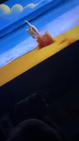 Quién aguanta a thort viendo TV #fyp #parsri #dogs #perrostiktokers 