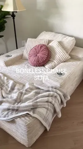 okay isn't she gorgeous ☁️ the viral boneless chaise sofa did not disappoint!!!! SO EASY & SO COMFY ✨👏🏻🙌🏻😭 #bonelesscouch #sofa #oversizedchaise #chaise #cozyhome 