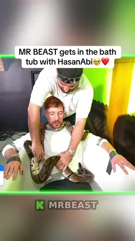 MR BEAST gets in the bath tub with HasanAbi🥹❤️ #mrbeast #adinross #xqc - Mr Beast with adin ross & xqc #hasanabi 