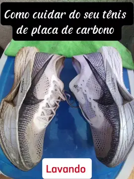 Posso lavar meu tênis de placa de carbono ❓  #nike #vaporfly3 #corridaderua #atleta 