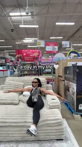 a day in my life 🤍 + Costco shopping trip preparing for my nieces birthday party this weekend. #shoppingvlog #adayinmylife #auntlife @Costco Wholesale 
