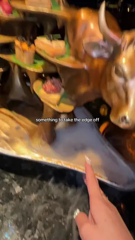 that bill literally sent me to the edge… of a cliff 🤧 #taketheedgeoff #hotpot #xpot #lasvegas #trend 