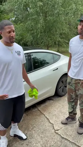 Tre funny lol When Tre pulls up and catches Jae washing Ernestine’s car! #wegotaction.🎬🎥 #l #letthatsizzleinyourspiritc  #kountrywaynetiktokfans #helpisontheway         
