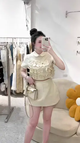 Trong thế hệ này, đàn ông kiếm nhiều tiền hơn để cưới vợ, còn phụ nữ kiếm nhiều tiền để tránh cưới chồng 😛 #xuhuong #fyp 