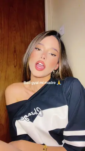 Y GUAPA Y GUAPA Y REINA #parati #badgyal #badgyalchallenge #badgyalconcierto #y2k 