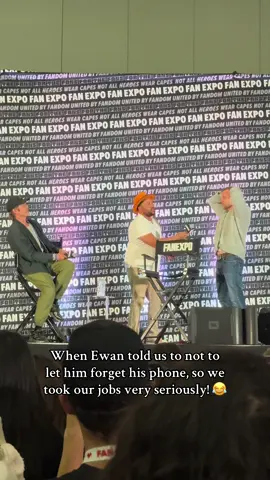 He was so funny. He had it on the table and when he left without it, we all started to yell, “YOU FORGOT YOUR PHONE!” Hayden and the moderator were so confused until they finally realized what we were trying to say. 😂 #fanexpo #starwars #haydenchristensen #ewanmcgregor 