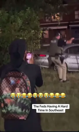 He Jump That Gate Like He A Crossing Guard, Terrible Execution 😂😂😂 #Feds #DC #DadBody 