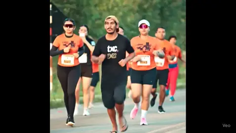 Chanclas + cruda = ¡MEDALLA! 🏅 La IA de @Happy_ai te lo cuenta en 8 s. ¿Tu día también merece un plot twist? 👀 #ParaTi #IA #HistoriasIncreíbles #RunningChallenge