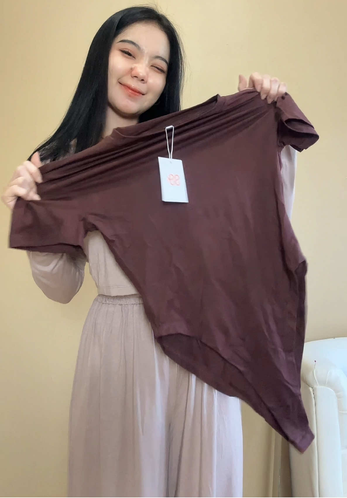 semuaa koleksi aku dari#99koutlet ga pernah gagal😭🫶🏻bahannya selalu adem dan realpict 🥰#atasan #bodysuit #slimfitsuit #fittop 