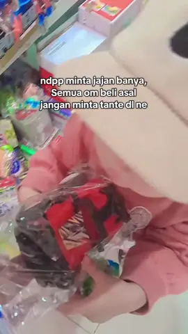 soalnya dpe tante blm ada🙂#fyppppppppppppppppppppppp #manadotiktok #lewatberanda #masukberandafyp #katakatamanado 