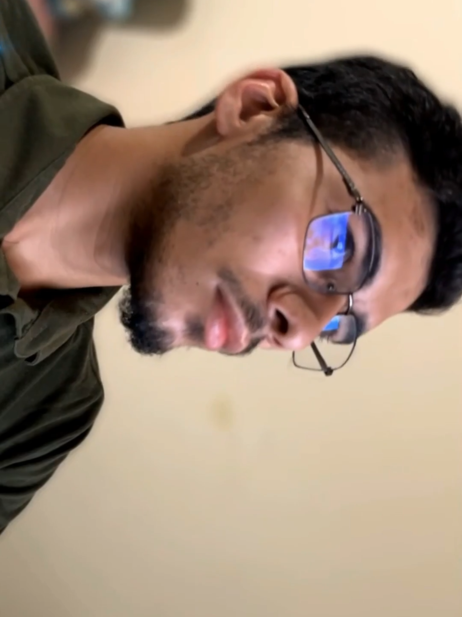 Você já pensou em ganhar dinheiro formatando computadores Aprenda do zero ao profissional e descubra como transformar essa habilidade em renda Comente se você gostaria de trabalhar com isso