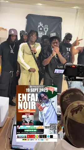 Philipayne en tournage avec L'Enfant Noir de Afaga dans le Sale House Trap@RENDEZ-VOUS 19 PALAIS D’ABIJAN @topdumoment1 @ENFANT NOIR 2 @Himra @Bibish❤️👅😈 @ENFANT NOIR SD VIRUS 🦠 