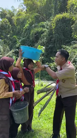 @Pak_ributguruviral#AyoRekkkRameRameMasangBenderaMerahPutihJayalahINDONESIAKUMerdeka🇲🇨🇲🇨🇲🇨🇲🇨🇲🇨🇲🇨#viraltiktok #vidio_viral #vidiolucu #fypシ゚viral🖤tiktok 