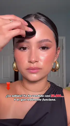 Con SPF30, resistente al agua de larga duración y función selladora. Este polvo es un must. Compra con oferta hoy! #BellezaFacil #SACE LADYPolvoCompacto