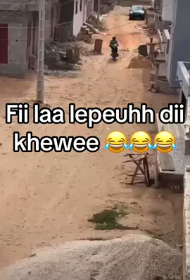 Nohh masta waye boumou laa dalatii dell daw🏃🏿nankeuh 😅😂🤣bro#keurmassar #senegalaise_tik_tok🇸🇳pourtoichallenge #senegalnekhna #viralvideo #abonnetoi❤️❤️🙏 