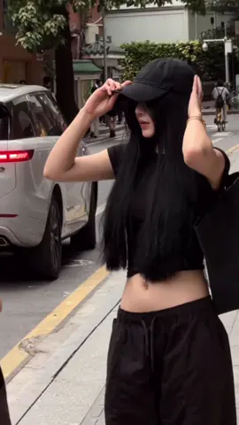 Ai lam em khoc 😌 #richanfashion #viral #moingaymotoutfit #xuhuong #outfit 