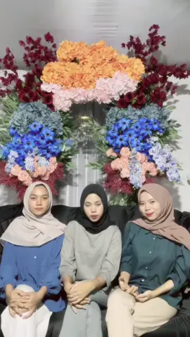 Aaaaa lucu bgtt selamattt menikahh temankuuu💗💗🤗🤗@Gita Safitri @່ ‍ ‍‍ ‍ ‍ @rzrytaaaaaaaaaa 