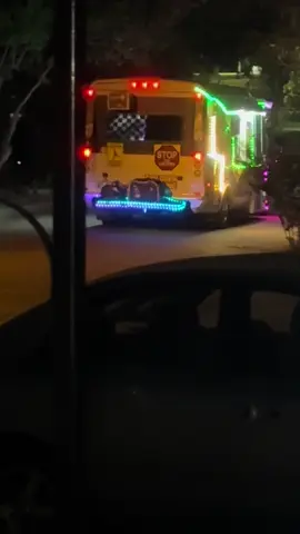 Didn’t get up fast enough chat 😭 9:24pm #icecreamtruck #fy #latenight 