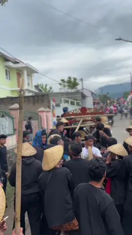 Draft #senisunda #keseniantradisional🇮🇩 #senianyaman #anyamanbambu #barongsai 
