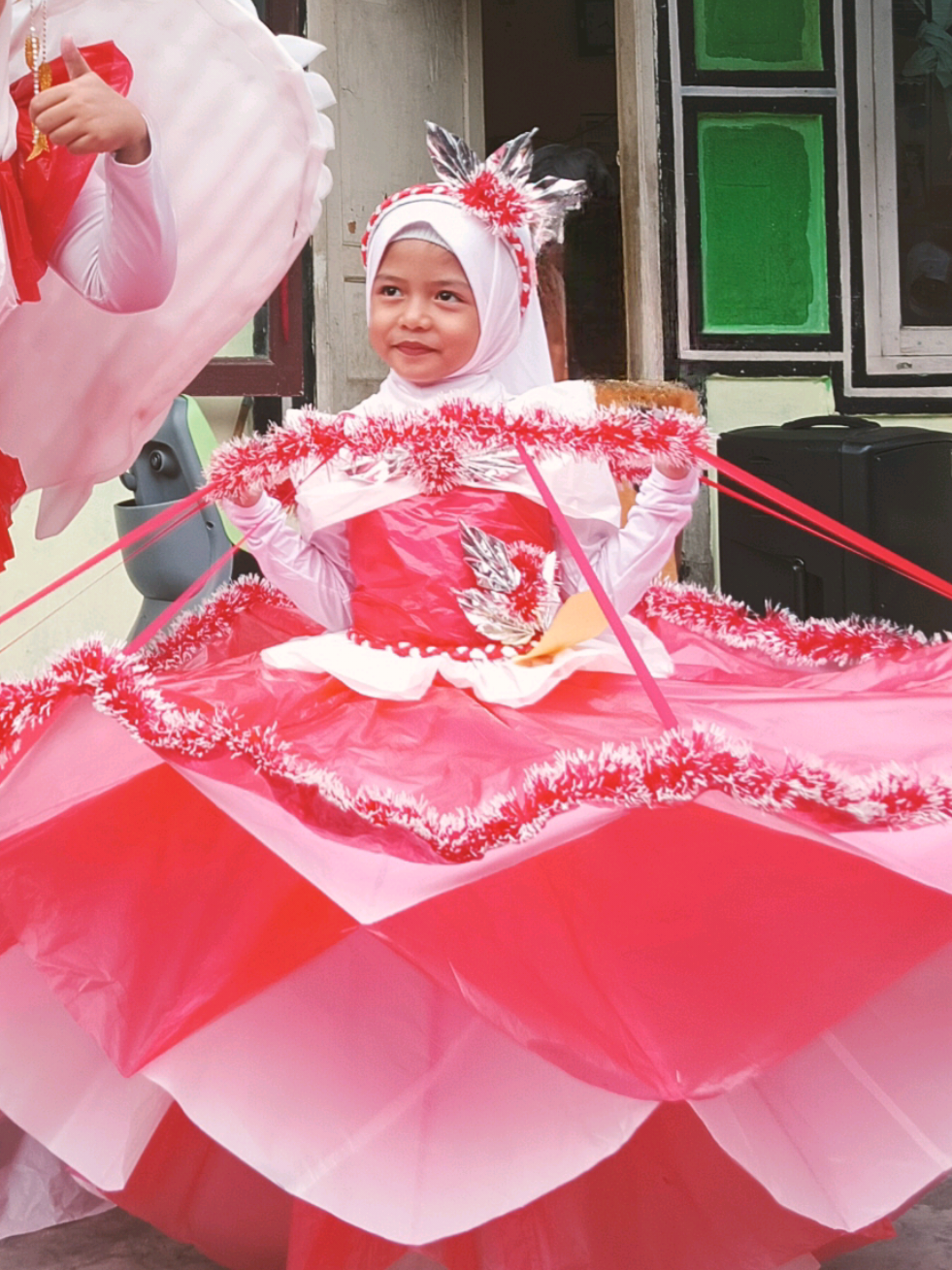 Transisi Before & after ✨ #referensikarnaval17an   #gaunkarnavalanak #gaunmerahputih  #kostumkarnaval 