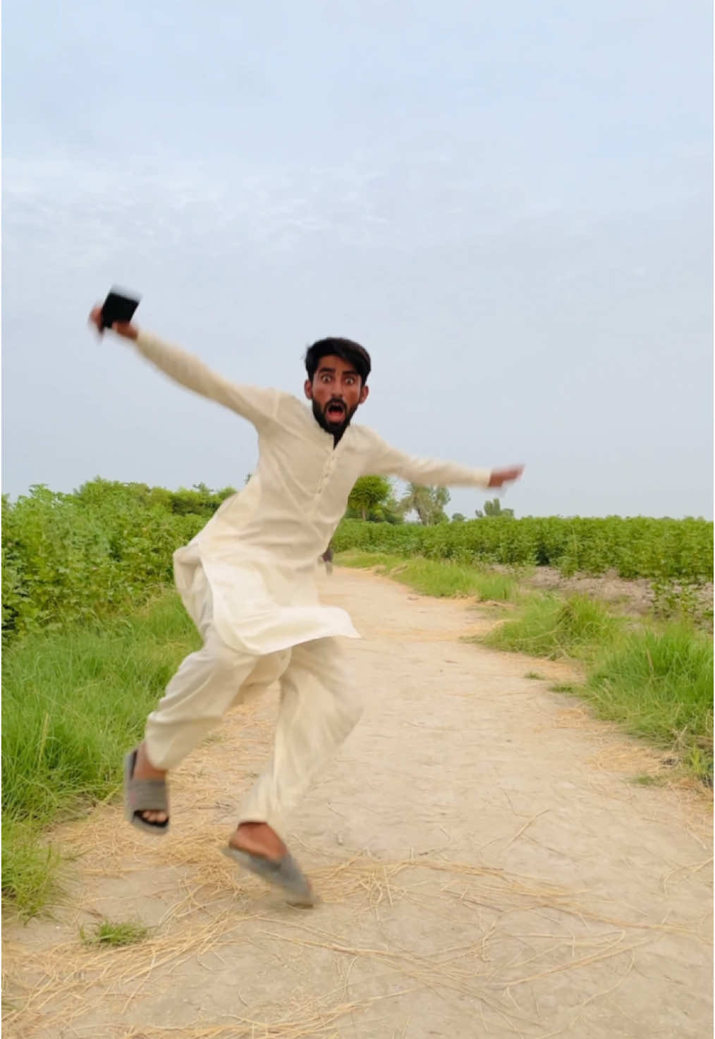 Wait for end🤣😂 #atharhussain496 #funny #comedy #fyp #tranding #video 