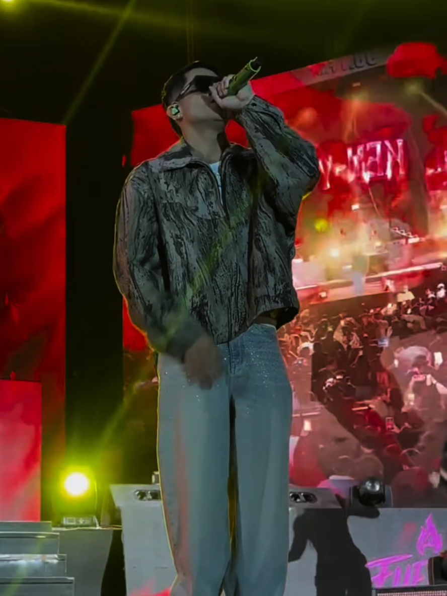 Me dijeron que vieron por ahi... 🎶🎧🔥❤️‍🩹 #igualqueayer #rakimykeny #conciertosperu #reggaetonromantico #paradedicar 