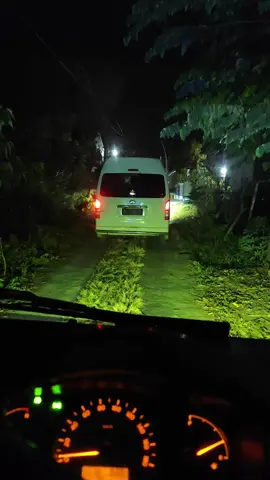 otw jemput jam 3 pagi🥱#drivermuda #sewahiaceboyolali #hiaceindonesia 