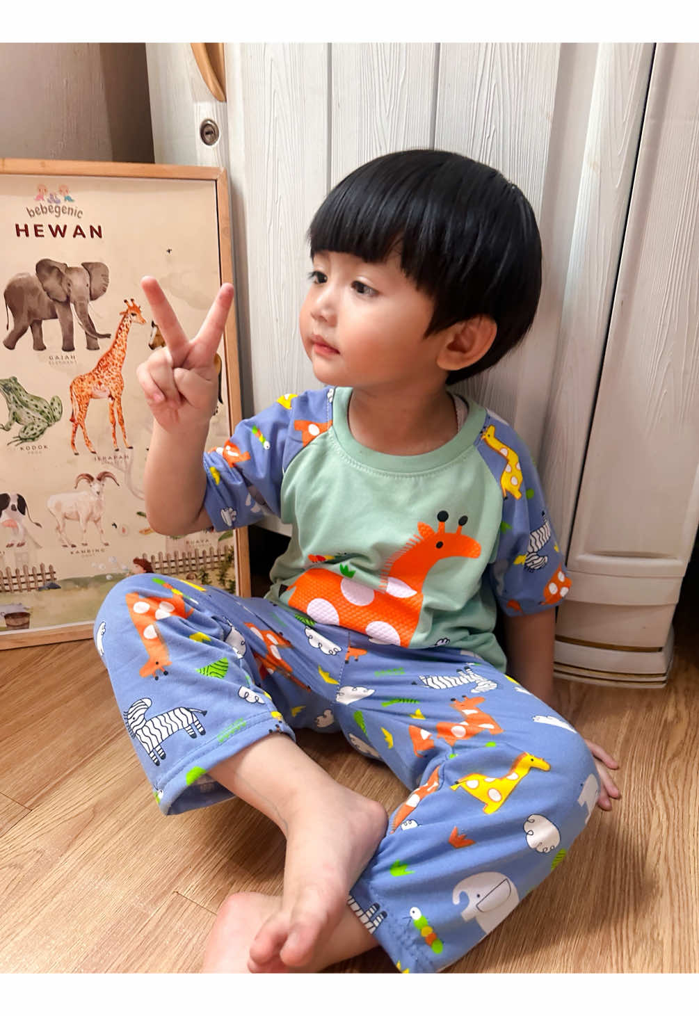 Piyama kecintaan dari @FOYA Kids harus punya semua pokoknya karna nyaman untuk anak  ❤️❤️❤️ #piyamaanak #piyamanyamandipakai #foyakids #xyzbcafypシ #fypage 