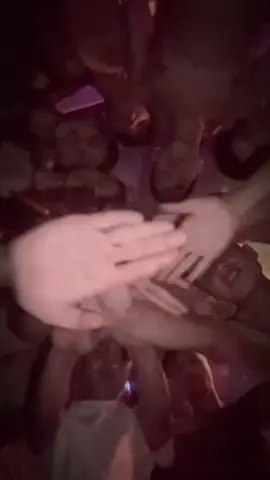 “Vật chất dễ vay ,ân tình khó trả ,bạn bè khó kiếm ,tri kỉ khó tìm”lợi dụng thì nhiều, nhưng tri kỉ được mấy ai.Gặp thời thì lắm người vây ,sa cơ lỡ bước mới thấm đời người .#xh #81gialai #no1ankhe 