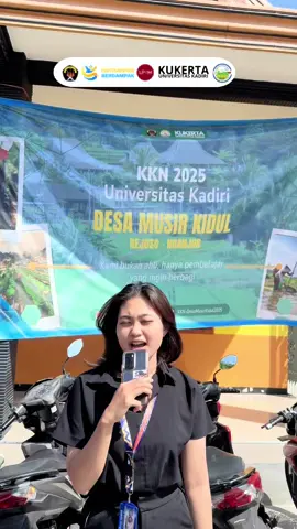 Goyang sehat bersama ibu-ibu PKK yang luar biasa 💃🏻🤩✨#kkn2025#sukseskankukerta2025#kknunik#universitaskadiri#fypシ゚ 