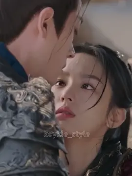 งื้ออออ พี่จูบเพื่อช่วยชีวิตน้อง🥹พอน้องเห็นปากพี่เลยนึกถึงตอนที่โดนพี่จูบ เขินนนนน🤭ยัยน้องก็เอะอะกอด เอะอะกอด กอดพี่เก่งงงง😁ในที่สุดก็รบชนะ เก่งมากกกก👍🏻🥰#เฉิงเหล่ย #โจวเย่ #เหนือสมรภูมิ #ซีรีส์จีน 