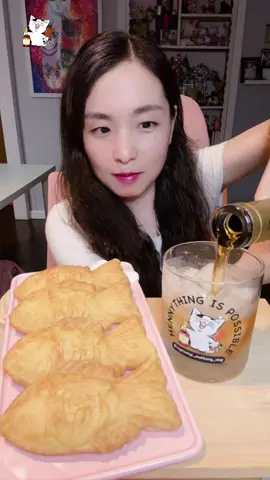Henny&Korean Snack #bungeoppang #hennythingispossible #henny #cognaclover #cognac 