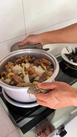 Nồi chảo to nhỏ gì mình cũng để vừa công nhận xài cái này đồ ăn nhah chín mà đở hao gas #miengchangiobepga #muasam 