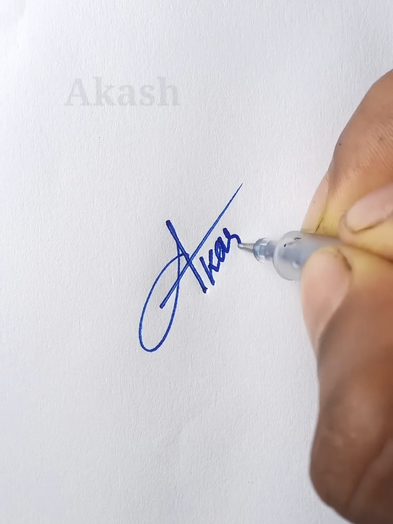 Akash signature style