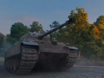 PANTHER TANK FAMILY  Panther adalah salah satu tank medium paling terkenal dari Jerman di Perang Dunia II, dikenal karena memadukan mobilitas yang baik dengan perlindungan dan daya tembak yang luar biasa. Awalnya dirancang untuk melawan tank T-34 milik Soviet, Panther memiliki lapisan baja miring yang tebal di bagian depan, yang membuatnya sangat sulit ditembus oleh proyektil musuh. Meriam utamanya, KwK 42 L/70 75mm, juga sangat kuat dan mampu menembus hampir semua tank Sekutu dari jarak jauh. Meskipun memiliki beberapa masalah mekanis pada model-model awalnya, Panther dianggap oleh banyak sejarawan militer sebagai salah satu tank terbaik pada masanya. Kesuksesan Panther tidak berhenti pada tank utama saja, melainkan berkembang menjadi sebuah 