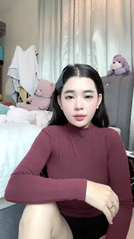 Em làm được gì hả 😑 