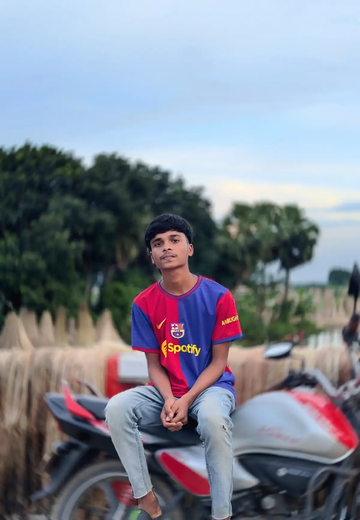 #outfit cowok berwarno #fyp #unfrezzmyaccount #foryoupage #bdtiktokofficial 