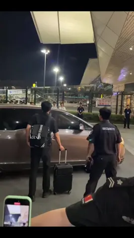 Nam diễn viên lễ phép nhất showbis Hoa ngữ là đây, diễn viên Điền Hủ Ninh lúc nào anh cũng cúi đầu chào. 田栩宁。#田栩宁 。#dienvientrungquoc . https://youtube.com/@duhuynh695?si=DLiNSx8HXJVtc2In