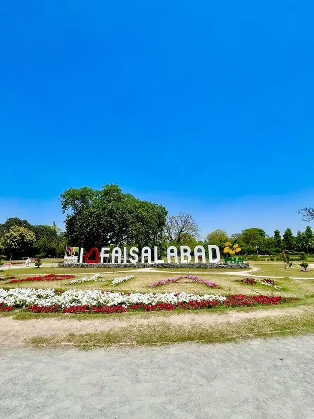 welcome to the Pakistan industrial city #Ansariqueen👑 #faisalabad 