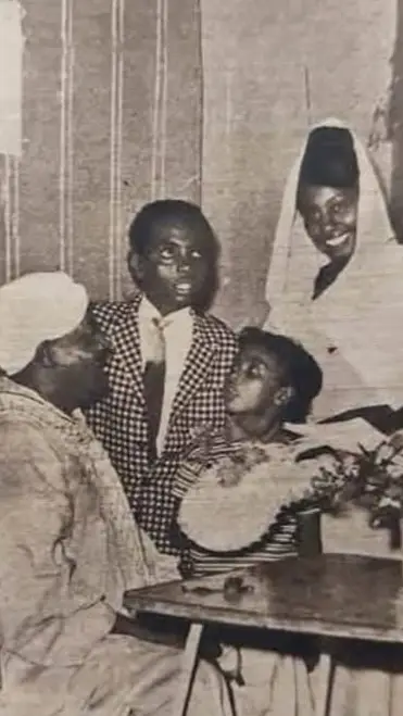 بداية برنامج جنة الأطفال عام 1965 و تظهر في الصوره ماما صفيه 🥹❤️ #اغاني_سودانية #كلنا_تامين #جنة_الاطفال #برنامج_جنة_الاطفال🧡✨ #سودانيز_تيك_توك_مشاهير_السودان 