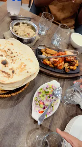 pind restaurant sheikhpura 😋 #pakistan  #likeaboss  #100kviews 