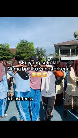 #akutangsekolahnamabapakkuyangterjenal #katakata 