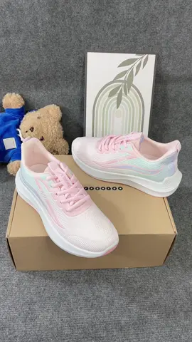 Giày thể thao êm nhẹ gọn chân ❤️ #reviewgiay #reviewgiaydepgiare #giaysneaker #giaythethao #xh                